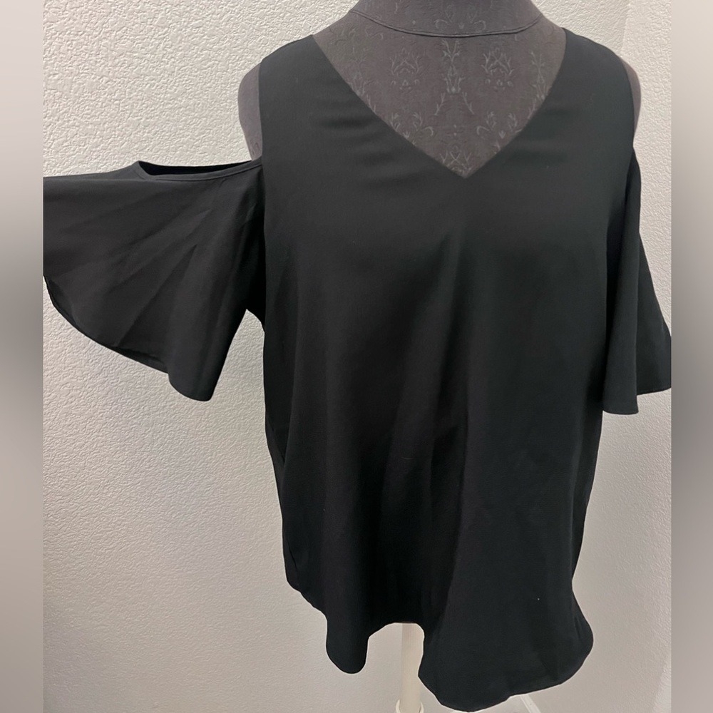 Ann Taylor Black V-Neck Bell Sleeve Top Size Large
